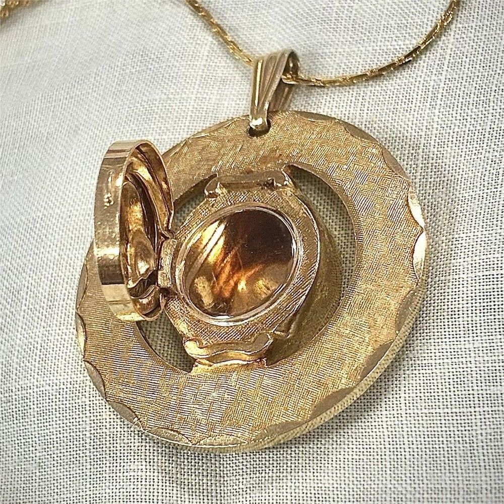 Vintage Gold Tone Watch Holder Pendant Necklace Steampunk Locket PAT PEND 22”